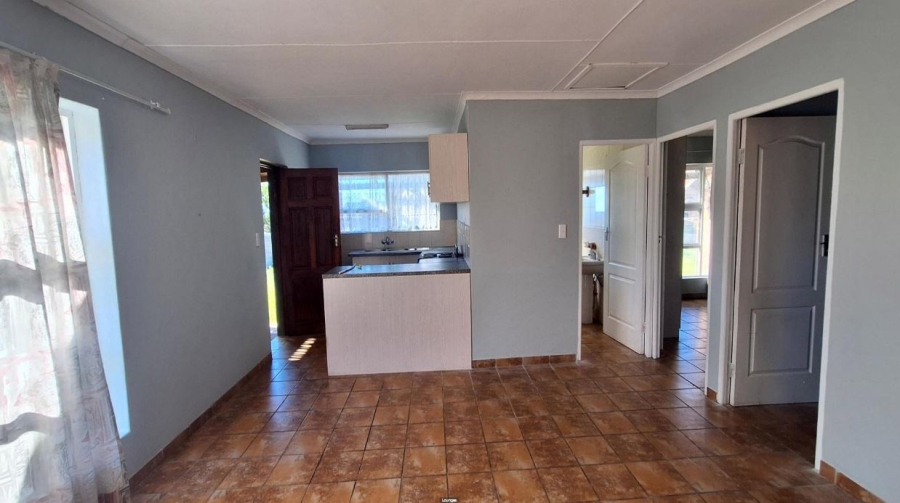 2 Bedroom Property for Sale in Albertinia Western Cape